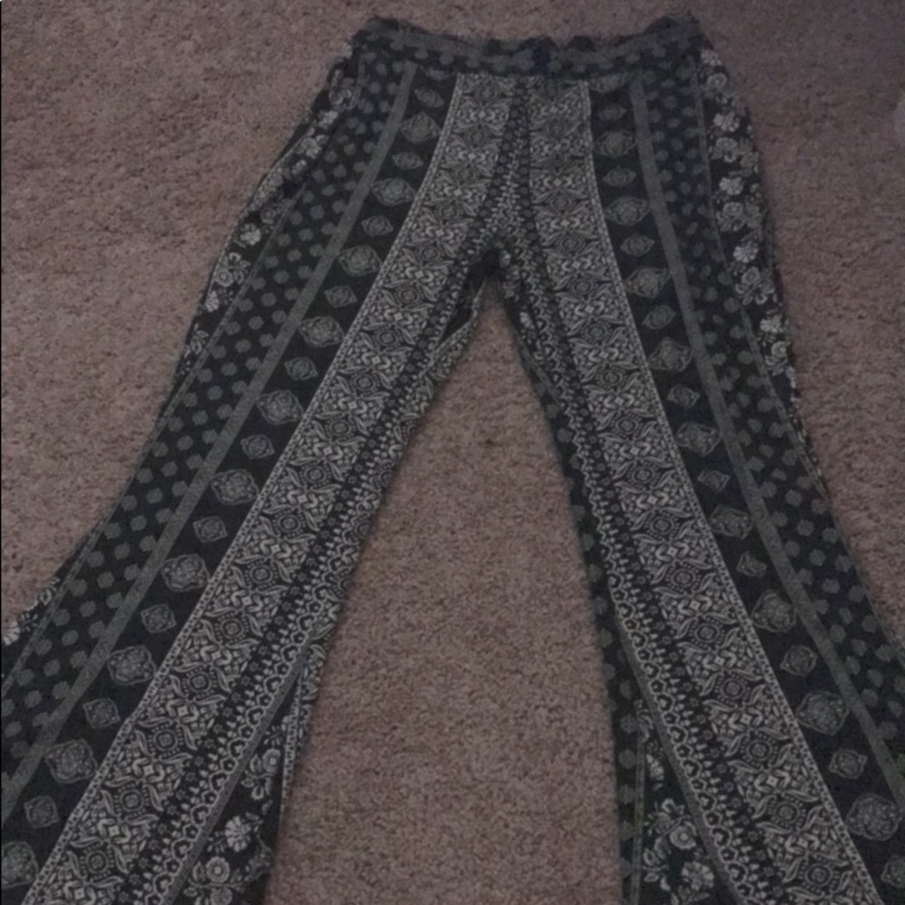 wide legged leggings